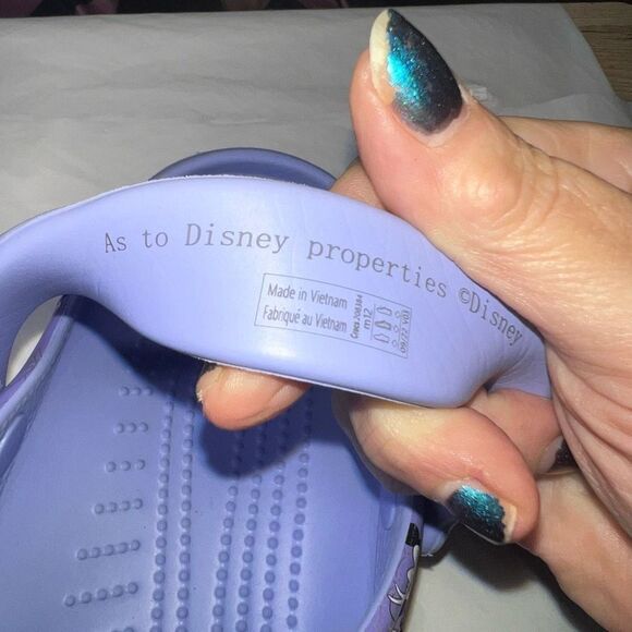 Disney 100 Year Anniversary Crocs‎ - Picture 8 of 13